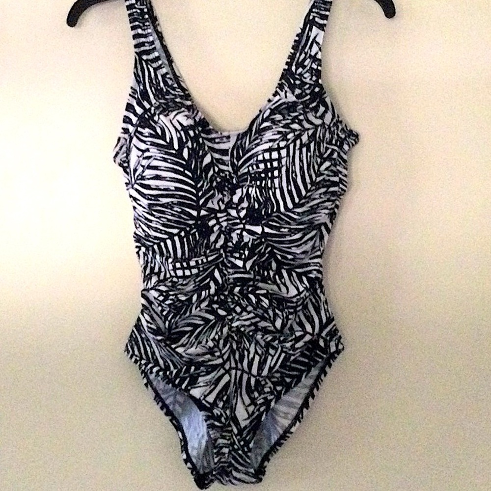 ZEBRA ONE-PIECE SWIMSUIT 🌟